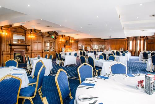 Restoran, The Royal Hotel Cardiff in Cardiff