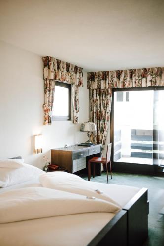 Hotel Montjola Nova - image 12