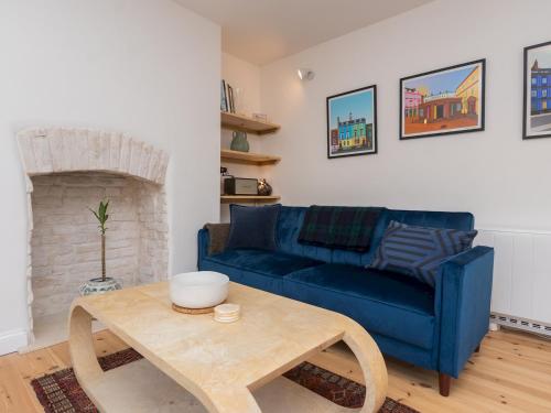 Stylish One Bed Apartment close to the city centre - Pass the Keys, Bath (photo 8)