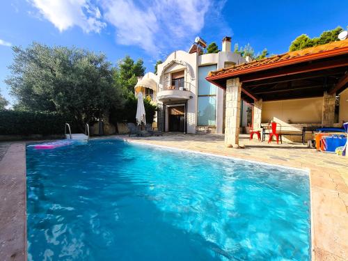 Villa Mandarina gîte à louer Lefki Peristera Beach