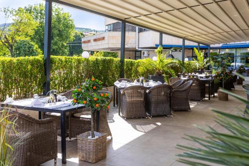 Grand Hotel Shumen - image 10