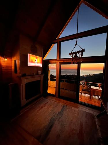 المرافق, Bungalow in هوبا