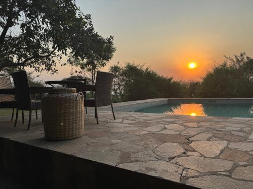 Ympäristö, Bwana Tembo Safari Camp in Paraa