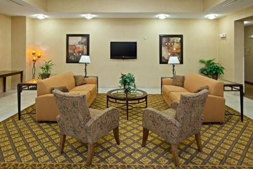 外部景觀, Candlewood Suites Louisville North By IHG in 克拉克斯維爾