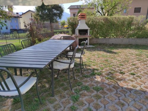  Attic House Mountain Lake Iseo Hospitality in Bossico