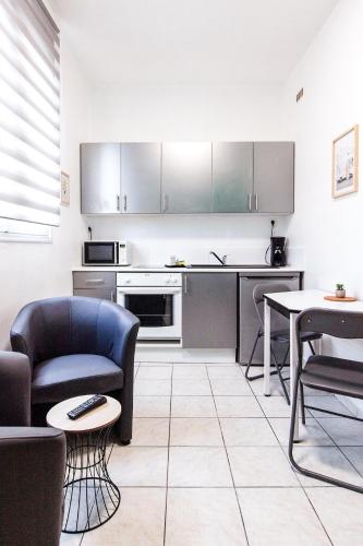 Studio lumineux idéalement situé