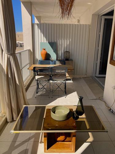Balcony/terrace, Proche Vieux-Port Mucem et plages T2 avec terrasse in Les Crottes