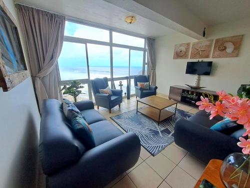 Ocean Tides - 2 Adults & 4 Kids ONLY, Umdloti (foto 10)
