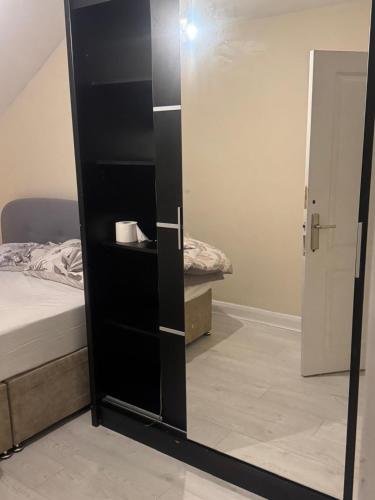Komegloba Mega room, Moston Station, Manchester (photo 10)
