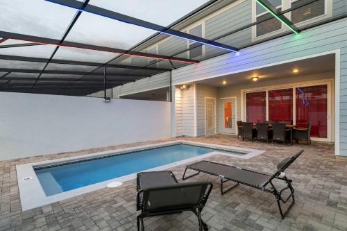 Enchanting Themed Villa Magic in Every Corner - image 11