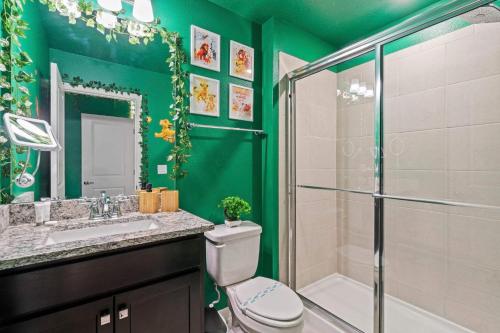 Enchanting Themed Villa Magic in Every Corner - image 8