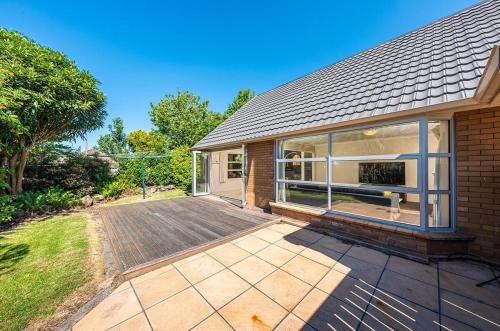 Spacious and Tranquil 4 Bed House Near UC in Ilam