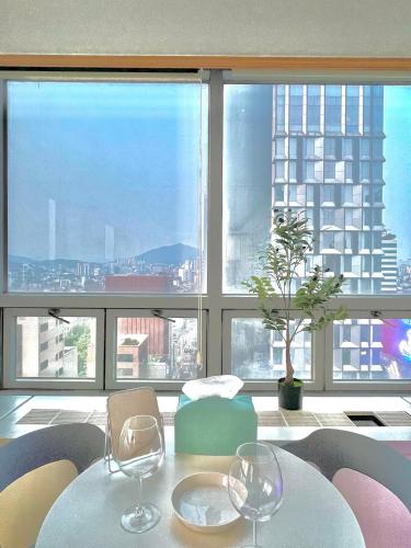 NEW 3-minute walk from Hongdae Entrance station Beautiful sunset city view