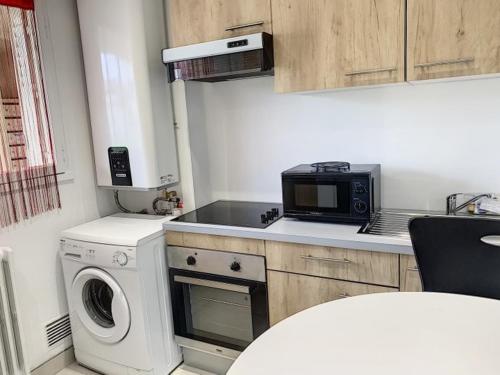 Létesítmények, Superbe Chambre ParentaleDouche Privée et WC Privés, Wifi, Cuisine Intégrée (Superbe Chambre ParentaleDouche Privee et WC Prives, Wifi, Cuisine Integree) in Vandoeuvre-les-Nancy