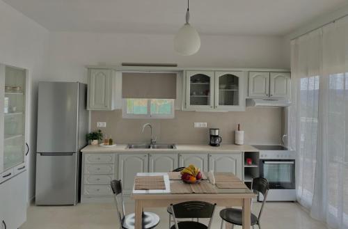 Kitchen, Olea Village Retreat in Gortina