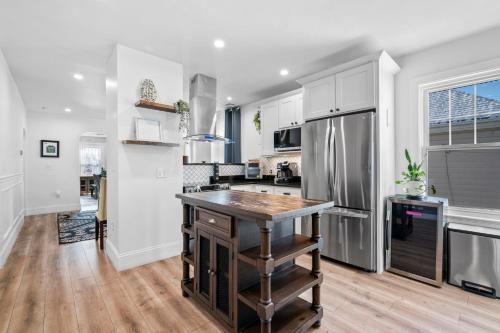 Roslindale village condos in Jamaica Plain