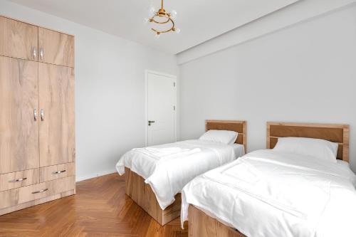Suite with City View