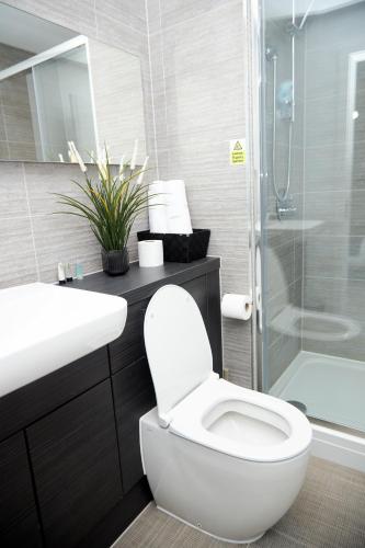 Luxury 2 Bedroom and bathroom in Central Manchester With Balcony, Manchester (zdjęcie 2)
