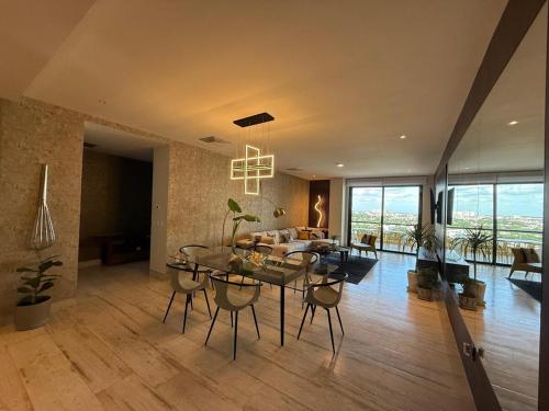 PH best location at Vela Towers, Cancún (photo 7)