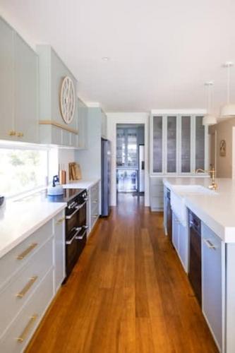 Bundeena's best-10br-Pool-Beach in Bundeena