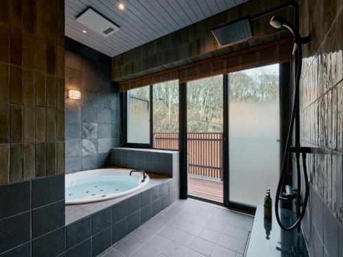 衛浴, Glamdy style hotel suite 山ノ麓 in 輕井澤