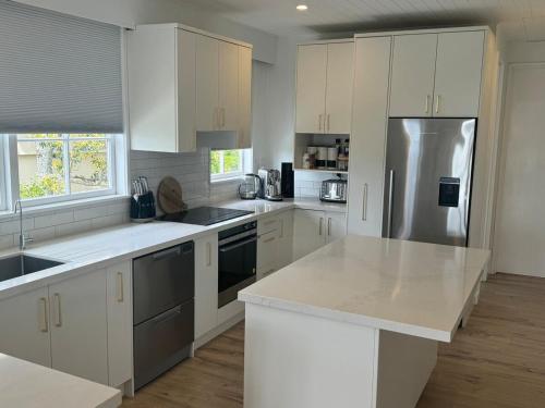 Poolside Getaway on Napier Hill in ฮอสปิตัล ฮิลล์