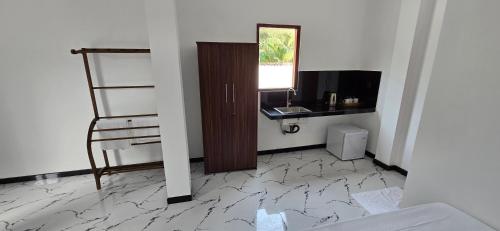 Deluxe Triple Room image 2