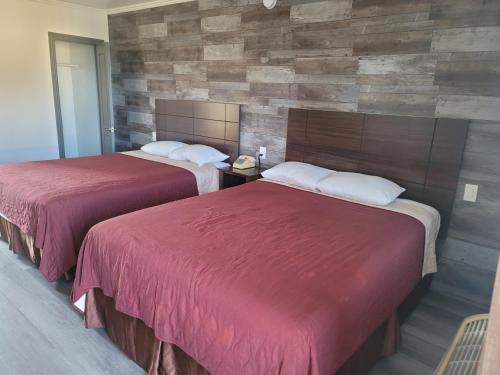 Whittier Travel Inn – Whittier, CA