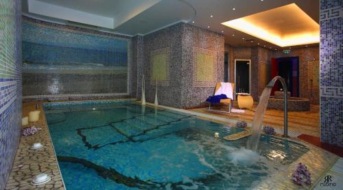 Grand Hotel Paradiso - image 9