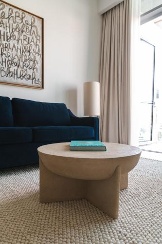 Luxury Jumeirah canal front designer stay sleeps4, Dubaj (fotografie 5)