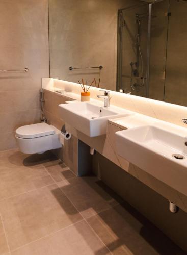 Luxury Jumeirah canal front designer stay sleeps4, Dubaj (fotografie 10)