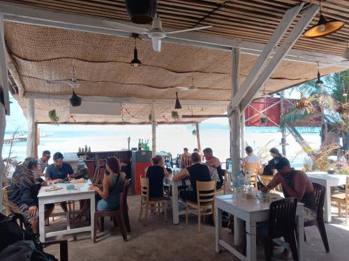 Restaurant, Sunny Bungalow in Koh Rong Sanloem