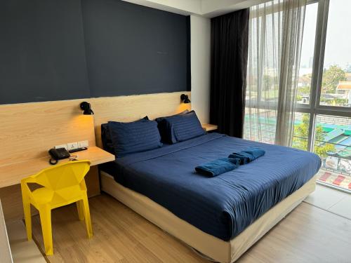 room detail thumbnail 0