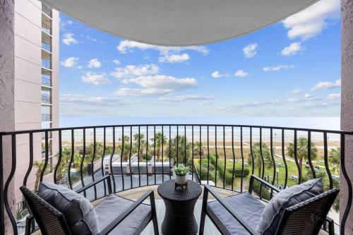 Palms Resort 3BR | Oceanfront - main image