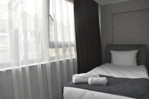 Superior Triple Room image 2
