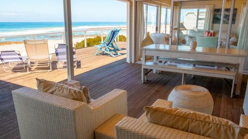 Skats, Beach house, Cannon Rocks, near Kenton-on-Sea in Cannon Rocks