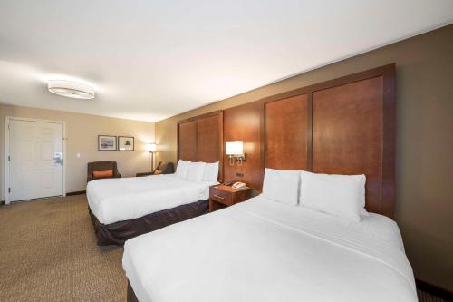 Comfort Suites Red Bluff Near I-5 - image 6