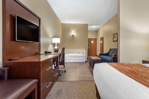 Comfort Suites Bridgeport - Clarksburg - image 14