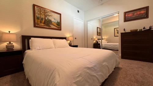 Private Room and Bathroom, Los Angeles (foto 10)