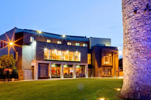 Trim Castle Hotel - main image