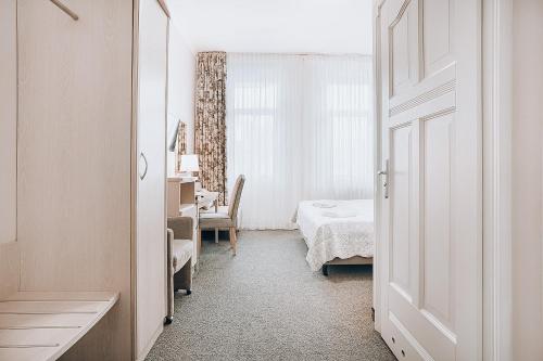 Hotel Amalia - image 7