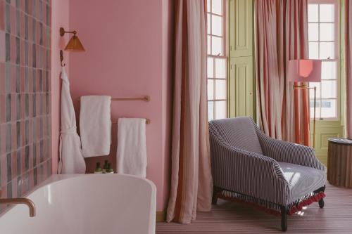 Drakes Hotel - image 4