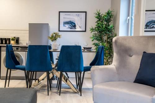 Fabulous Quayside Apartment with Free Parking, Liverpool (photo 3)