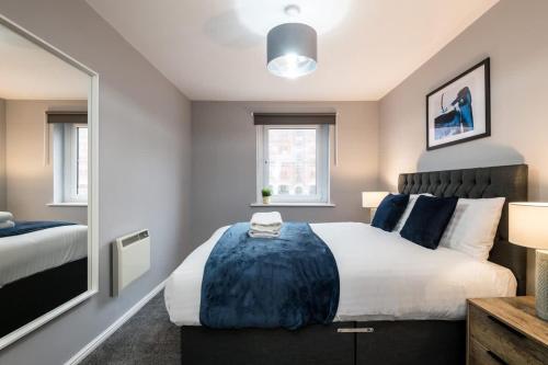 Fabulous Quayside Apartment with Free Parking, Liverpool (photo 10)