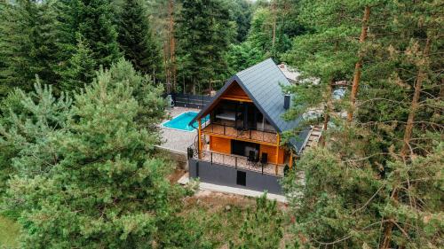 Viesnīcas āriene, Villa Pine in Prokosovići