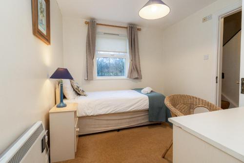 Riverside Holiday Homes - image 9