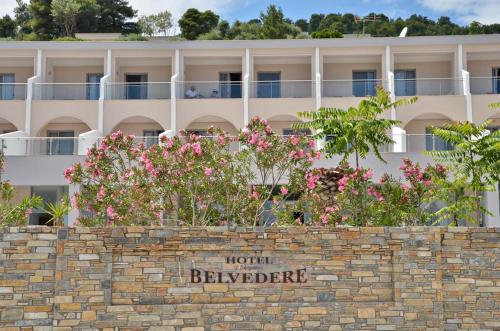 Belvedere Village in 스키아토스