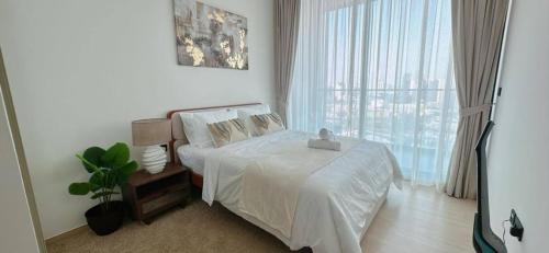 Well-furnished 1br In Jvc Pool & Free Parking, Dubai (photo 2)