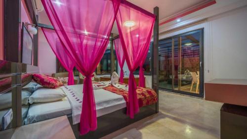 المرافق, Kalkan 1 Bedroom Villa 9569 in ساريبيلين