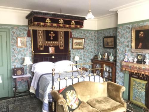 St Benedict - Victorian Bed and Breakfast